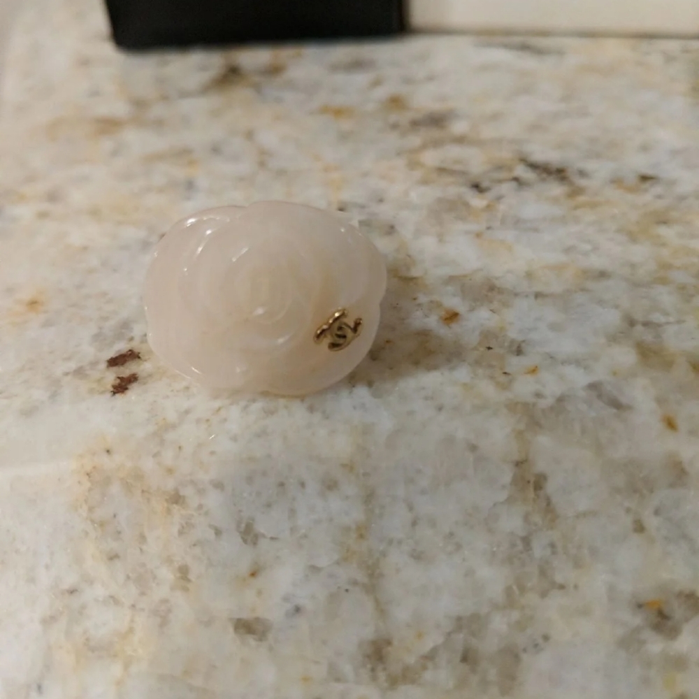 Chanel Camellia Ring - Picture 3 of 6